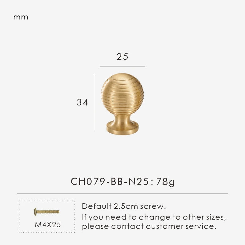 Measurement chart with a French luxury brass gold knob 25 mm long and dimensions on a white background. 