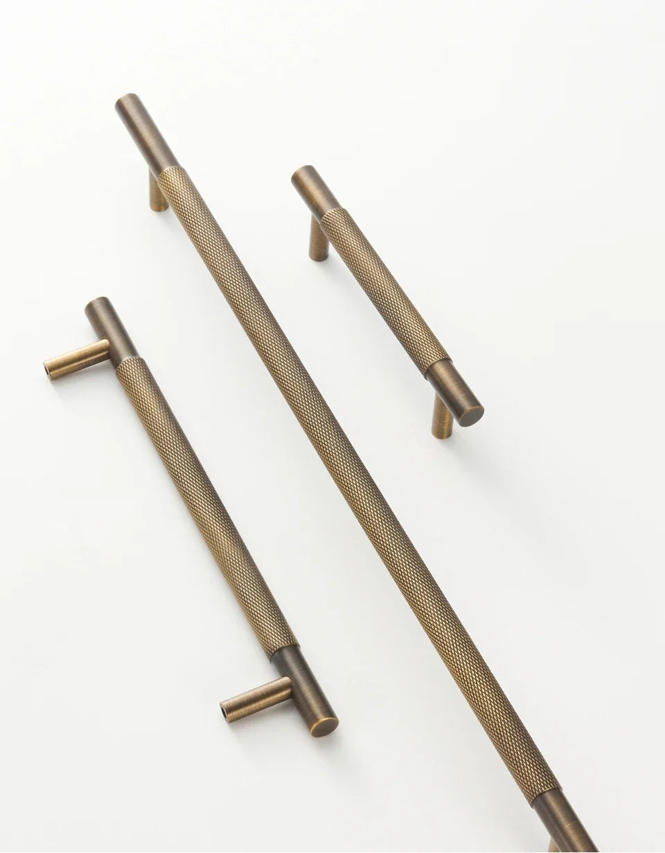 Solid Brass Cross Knurled Handle – Diamond-Cut T-Bar & Cabinet Knob