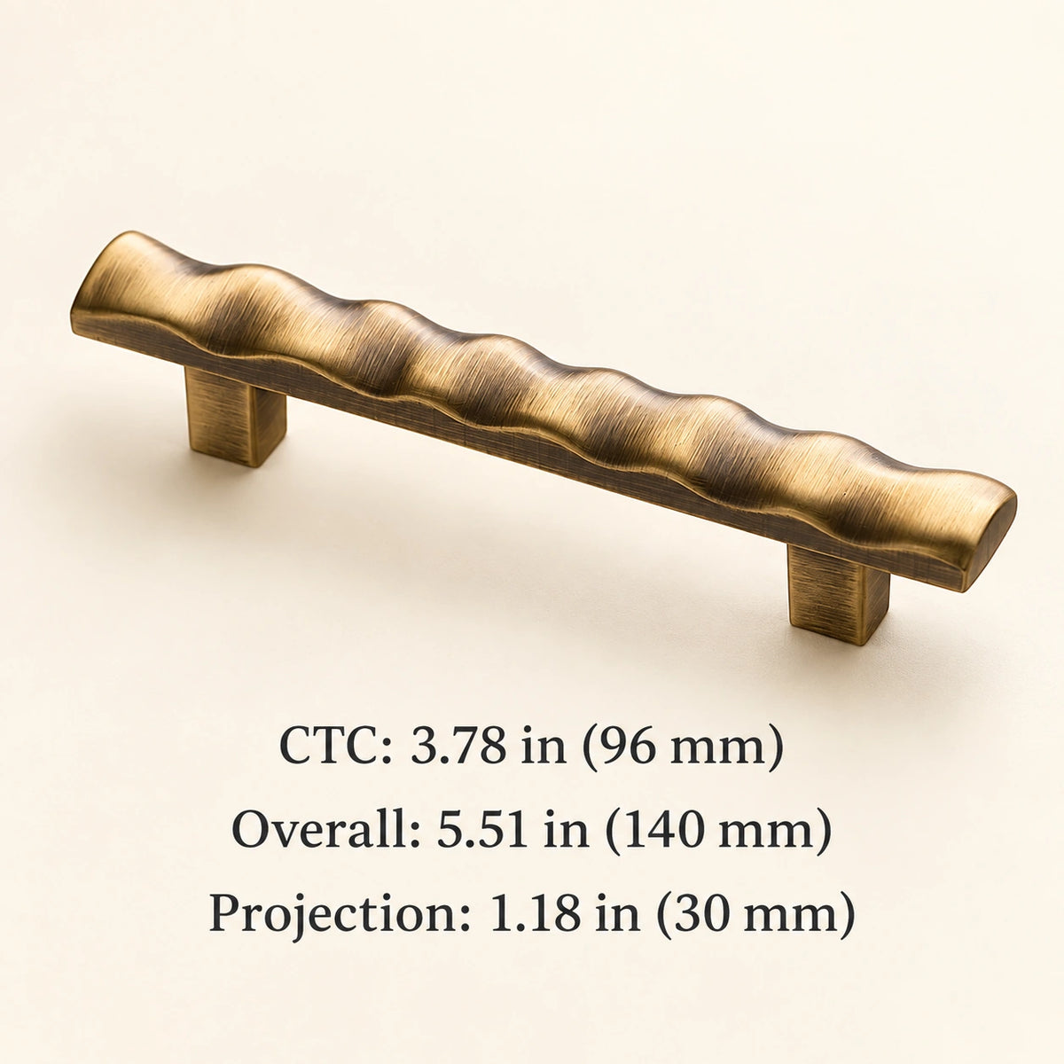 Scalloped cabinet pull with 3.78 in (96 mm) CTC and 5.51 in (140 mm) overall length