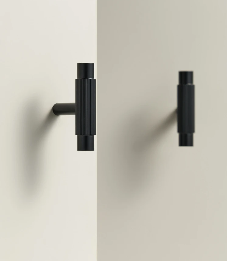 Solid Brass Linear Handle – Modern Kitchen & Cabinet Pull Bar