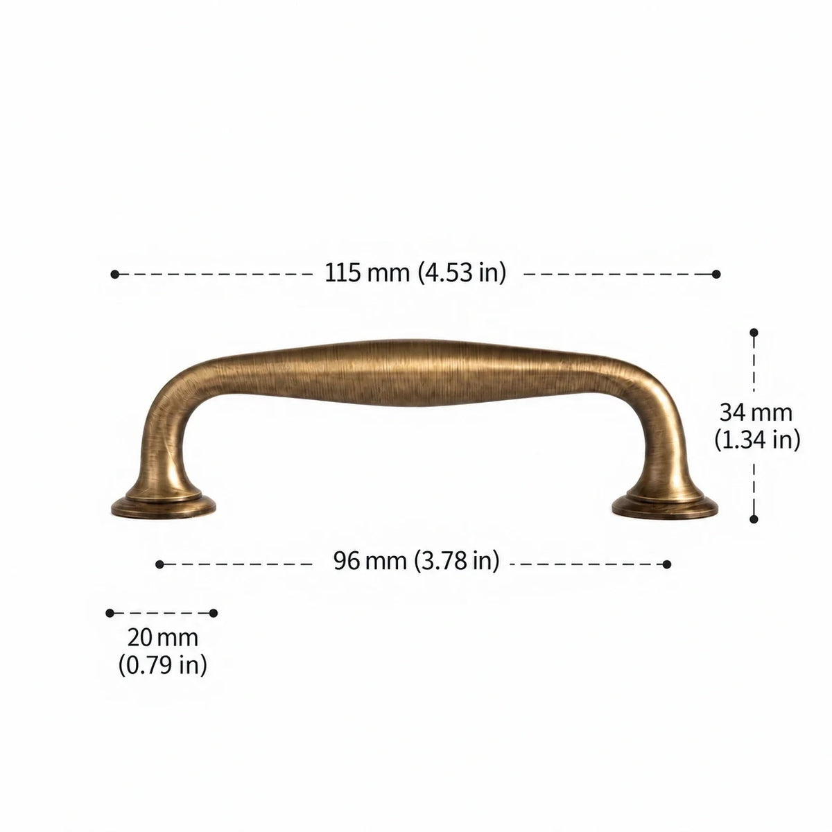 Antique brushed brass arched cabinet pull with 96 mm (3.78 in) hole spacing, 115 mm (4.53 in) overall length, 34 mm (1.34 in) projection and 20 mm (0.79 in) base