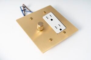 1dimmer Outlet Sating gold with white