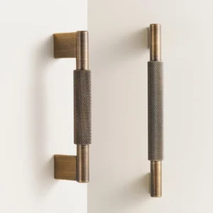 Luxurious knurled brass handle